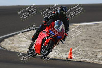 media/Nov-02-2025-Lets Ride (Sun) [[f7a3caa734]]/B Group/1220pm (Turn 2 Outside)/